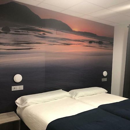 Hostel El Paloma Santoña Extérieur photo